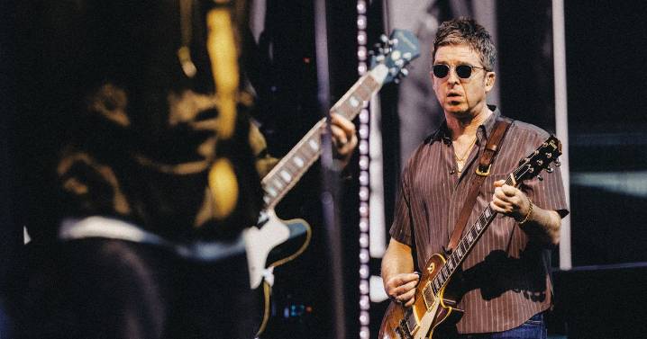 What time do Oasis go on stage at Dublin Croke Park