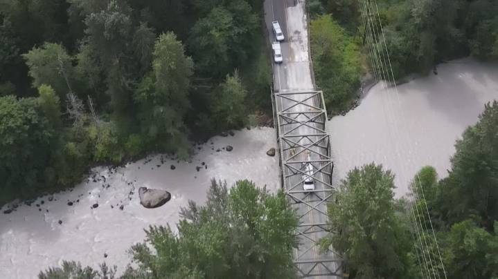 White River Bridge closure impacts local businesses heavily