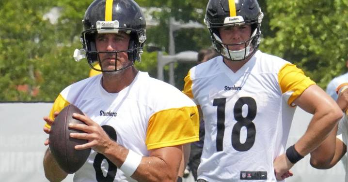 Aaron Rodgers is open to playing in Steelers' preseason opener as rookie QB Howard deals with injury