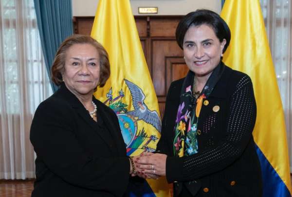 Ecuador y Colombia revisan agenda bilateral con énfasis en seguridad y protocolo para repatriación de presos