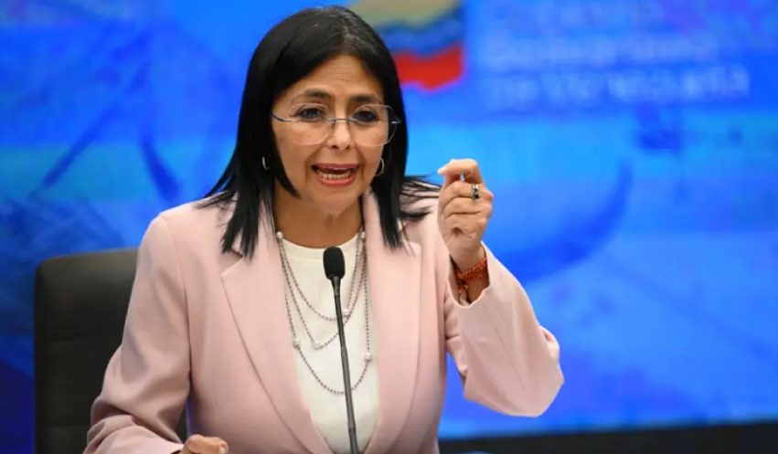 La rabieta que soltó Delcy Rodríguez contra el director de la DEA por vincular a Maduro con el ELN