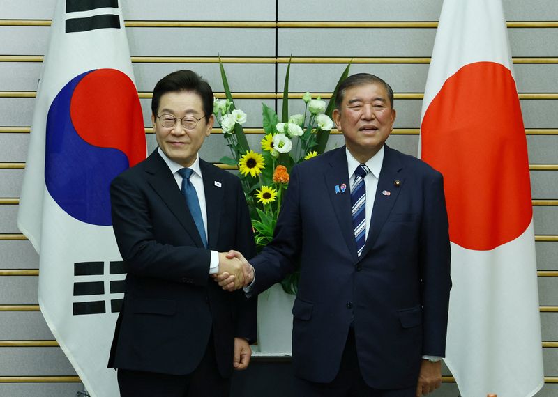 Japan's Ishiba, South Korea's Lee affirm cooperation before Lee meets Trump