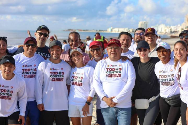 Ana Paty Peralta enfrenta el sargazo con fuerza, estrategia y amor por Cancún