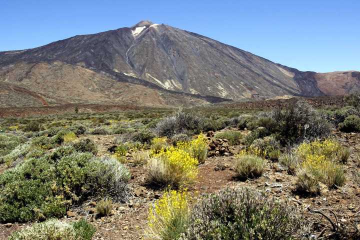 El IGN no ve indicios de una erupción en breve en el Teide tras un nuevo enjambre sísmico