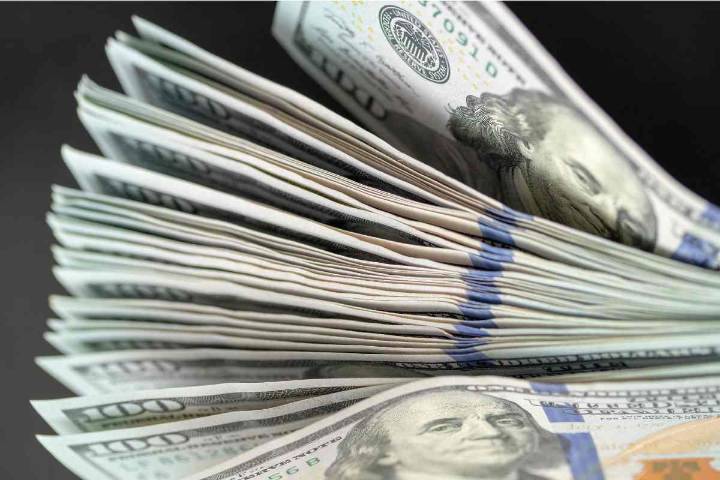 Precio del dólar hoy 8 de agosto de 2025