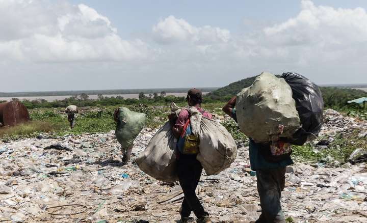 Desinterés ciudadano y monopolio estatal frenan el reciclaje de chatarra en Venezuela