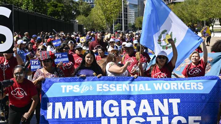 Un juez en Estados Unidos no permitirá Trump quitar protecciones legales a 600.000 personas de este país latinoamericano