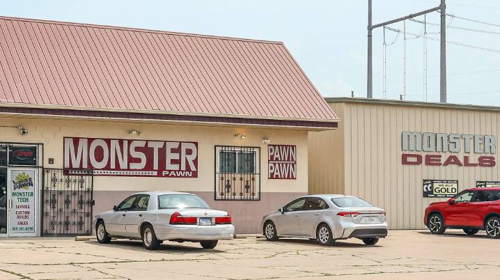 Editorial: An overdue crackdown on shoplifting is putting 'Monster Deals' on notice