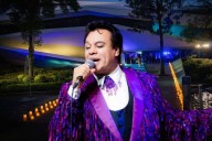 Homenaje a Juan Gabriel reúne a fans mexicanos y extranjeros en Ciudad Juárez