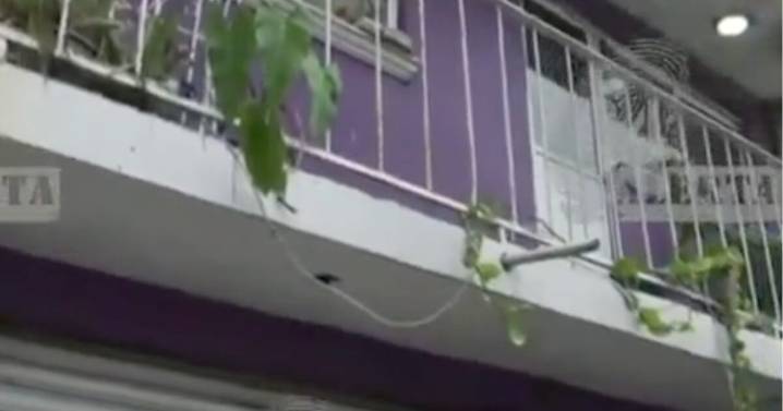 Asesinan a balazos a ‘El Chueco’, integrante de ‘Los Bonitos’, dentro de su casa en Iztapalapa (video)