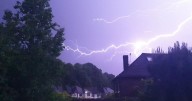 Met Office pinpoints exactly when violent storms to bring brutal end to heatwave