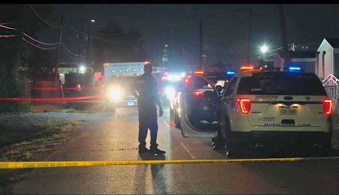 Man, 17, killed at large party in east Harris County
