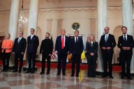 Zelenski pide a Trump que participe en la reunión trilateral con Putin