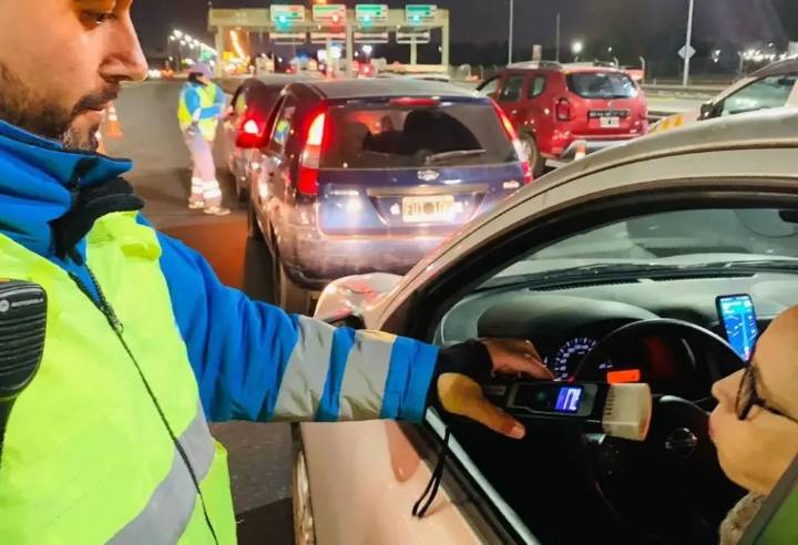 Directora de Tránsito ebria al volante: Fue despedida y hay polémica en Entre Ríos