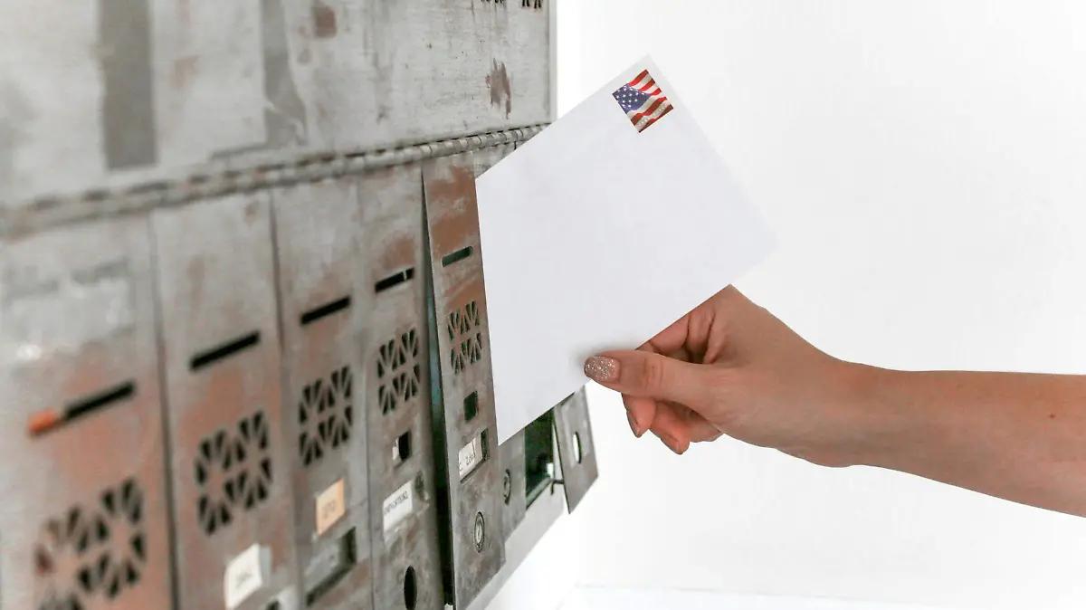 Suspende Correos de México envíos a EU tras anuncio de impuestos