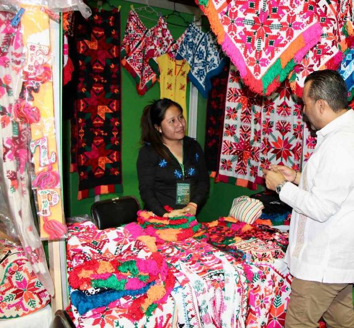 Gobierno respalda al sector artesanal en Fenapo 2025