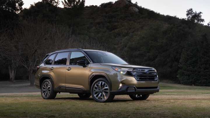 Subaru leads, Stellantis brands bring up rear in satisfaction survey