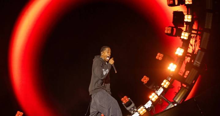Leeds festival-goers all have same reaction to Travis Scott leaving performance 'early'