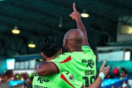 Bravos le pega a Mazatlán en la frontera