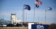 Simpson pushes for federal funding for Idaho Falls airport expansion