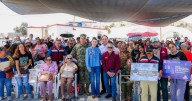 Lleva gobierno apoyo y servicios a la comunidad de Isla de Cedros
