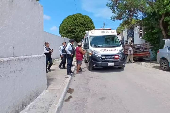Menor de 13 años se desmaya dos veces en calles de Campeche y moviliza a paramédicos