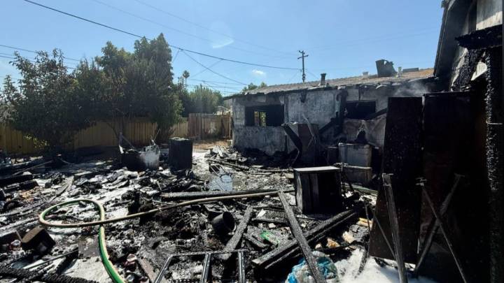 Varios desplazados en incendio en una vivienda en San José