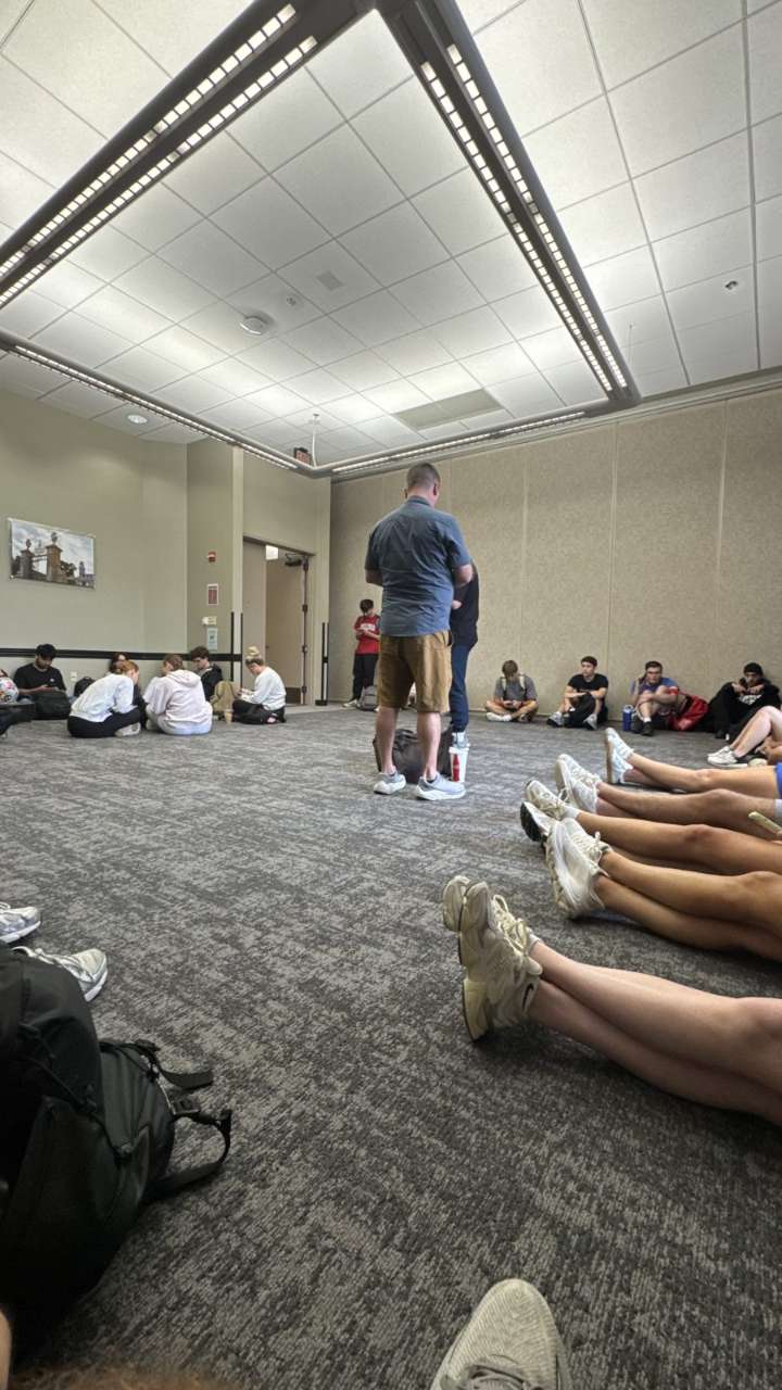 Police: No evidence of active shooter after University of Arkansas alert