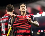 Atención, Estudiantes. Flamengo goleó 8 a 0 por el Brasileirão y se deleitó con un gol al estilo de Ronaldinho
