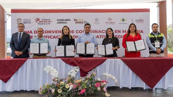 El Estado de México firmó convenios de verificación administrativa con 4 municipios