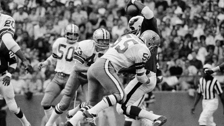 Lee Roy Jordan, who helped the Dallas Cowboys win their first Super Bowl title, dies at 84