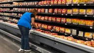 Walmart expands employee discount on groceries