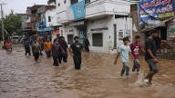 Flash floods in Indian-controlled Kashmir leave 34 dead and over 200,000 displaced