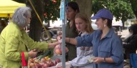 Group connects local food producers to consumers