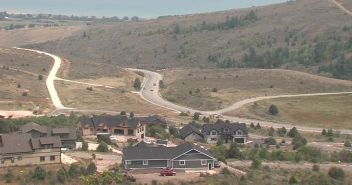 Bear Lake residents raise alarm over lakeside developments
