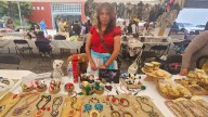Semillas y ocoxal, materia prima para elaboración de joyería artesanal