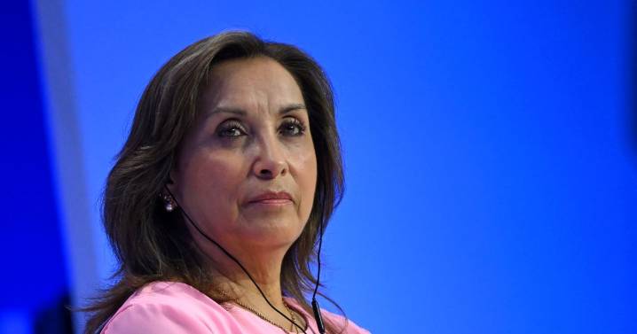 Presidenta de Perú lanza advertencia a Colombia por zona fronteriza en disputa