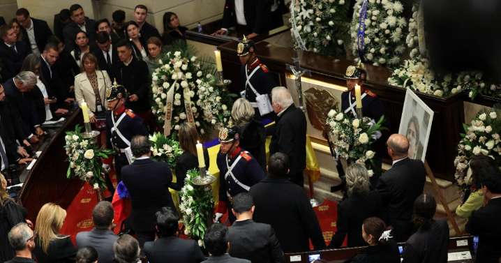 Homenaje a Miguel Uribe Turbay: Colombia despide al precandidato asesinado