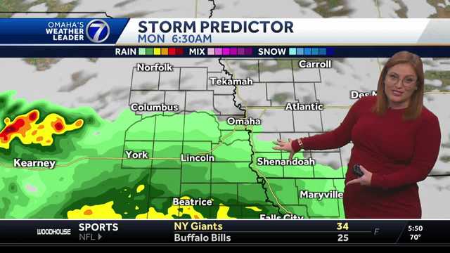 Sunday morning flooding concerns, showery start for Omaha area