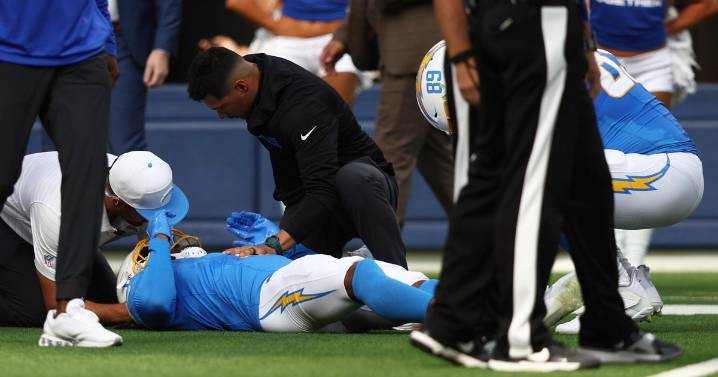 Chargers WR Quentin Johnston carted off field after big hit on third play of preseason game