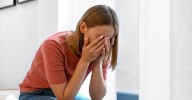 Qué significa que alguien nunca llore, según la psicología