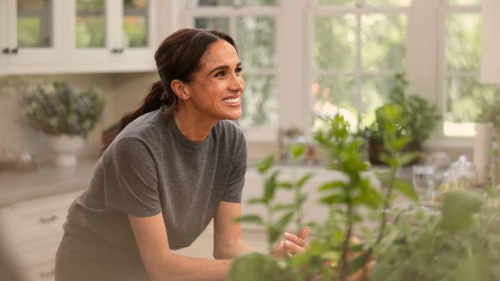The First Trailer For With Love, Meghan Season 2 Is Here, And It’s Exactly How You’d Imagine