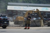 Explosion at US Steel plant in Pennsylvania leaves 1 dead, 1 missing, 10 injured