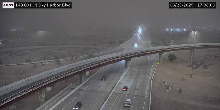 Severe storms ground all flights at Phoenix Sky Harbor Airport