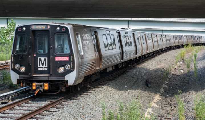 Enjoy a Stress-free Labor Day by Hopping on Metro