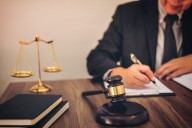 Courts Postpone Ex-FBI Tech’s Change