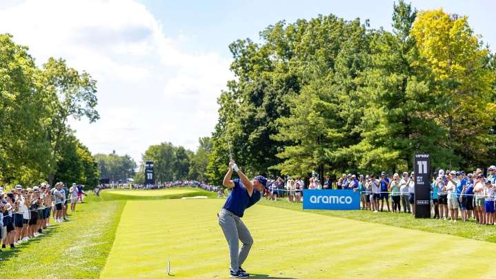 DeChambeau and Rahm squads move into team final at LIV Golf finale