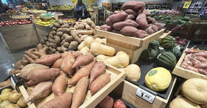 Poll: Americans stressed over rising grocery costs