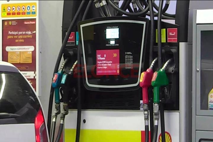 Suben impuestos a los combustibles e impactarán en los precios de la nafta y el gasoil