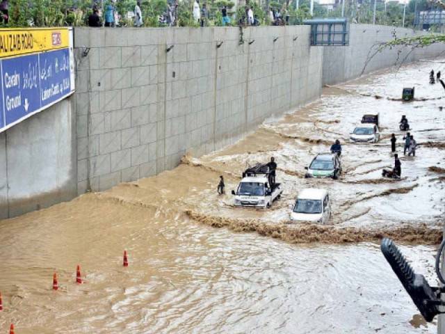 PDMA warns of heavy rains, flash flood risk in Punjab